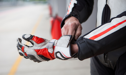 What Makes an Excellent Pair of Dirt Bike Gloves
