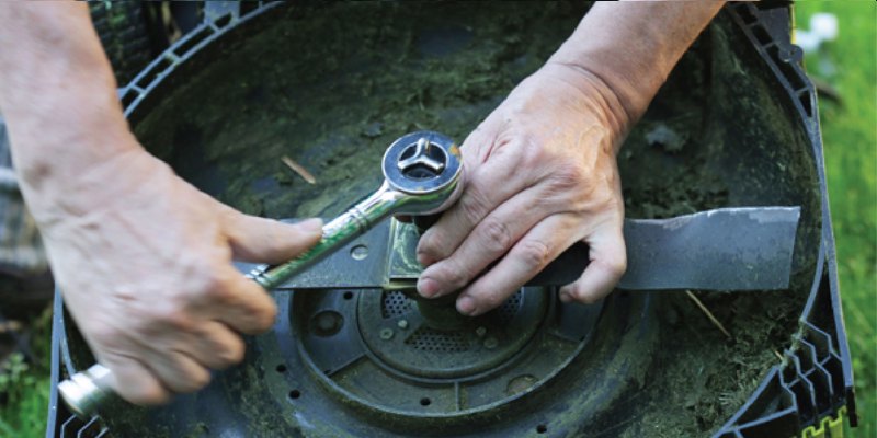 How to Sharpen Mower Blades for a Better Lawn