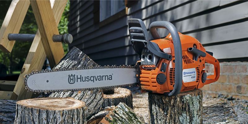 The History of the Chainsaw