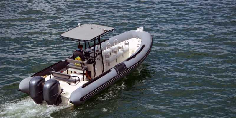 What is a Pontoon Boat? 7 Things You Should Know